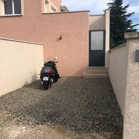 La Parenthese Balneo T2 Cosy De 40M² Avec Terrasse Apartamento Ternay  Exterior foto